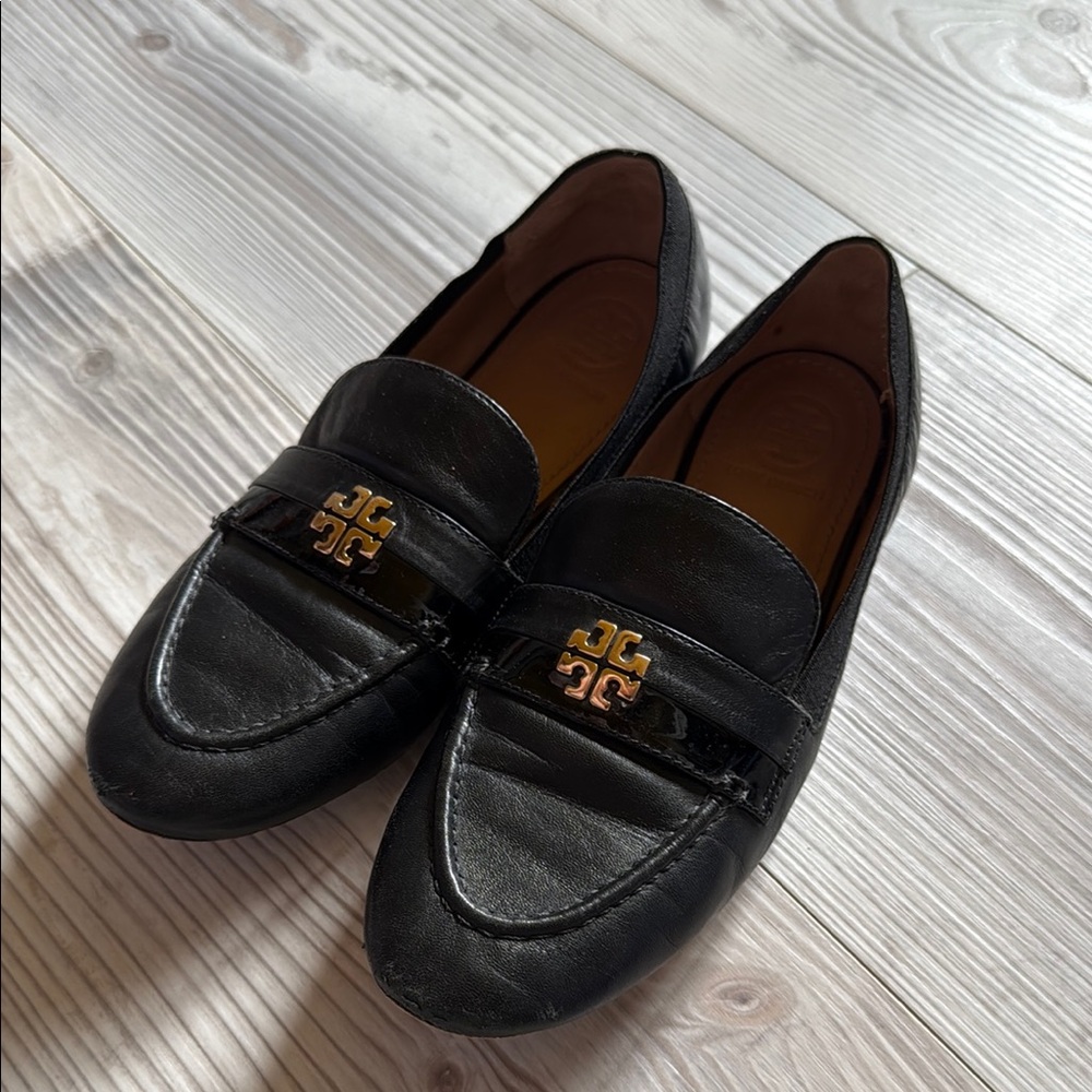 Tory Burch Leather Slip on Flats, Size 6